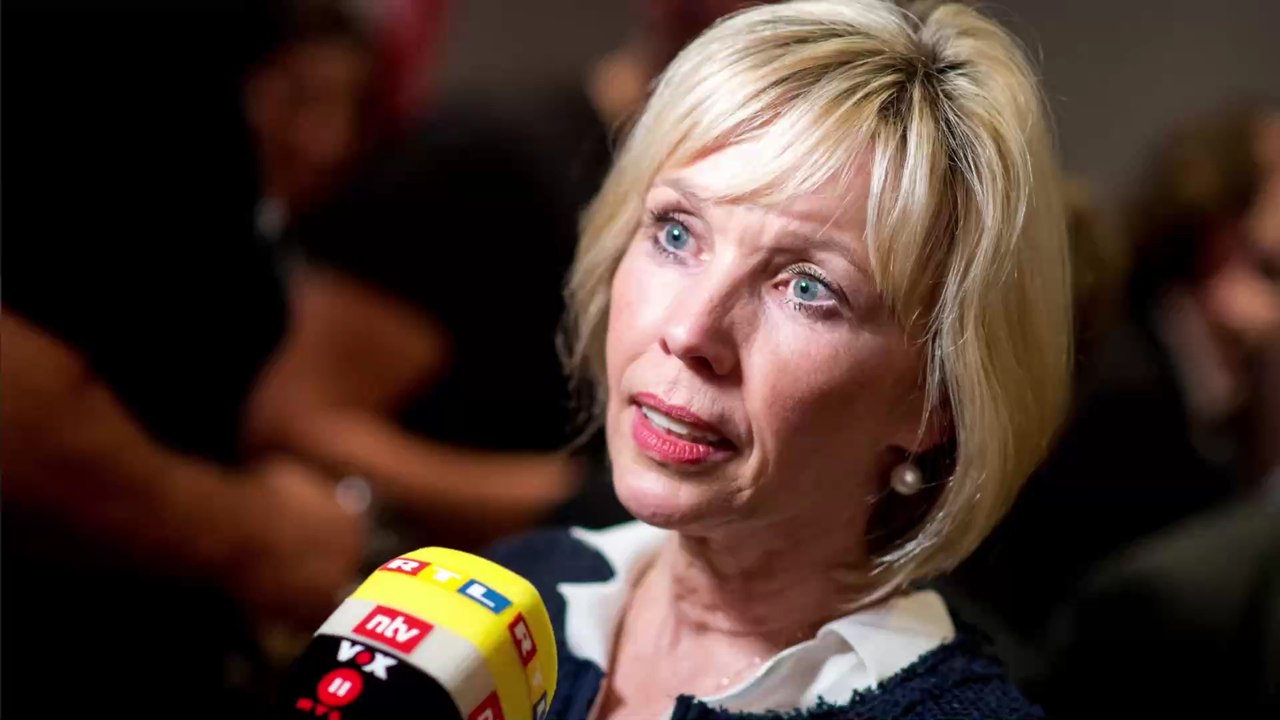 Vor schwerer Herz-OP: Doris Schröder-Köpf hat neues Testament geschrieben