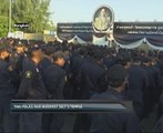 Thai police raid Buddhist sect's temple