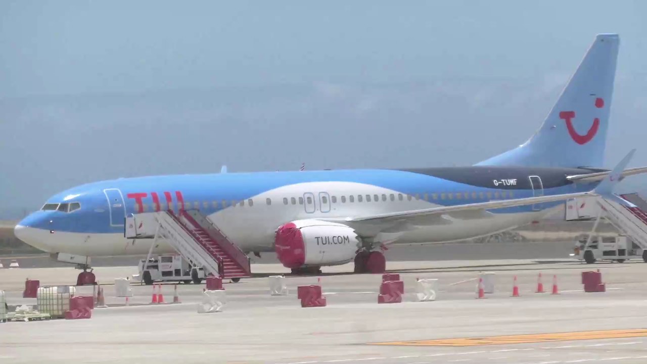 Nach TUI-Flug mit 'Covidioten': 16 Corona-Infizierte und Quarantäne für alle