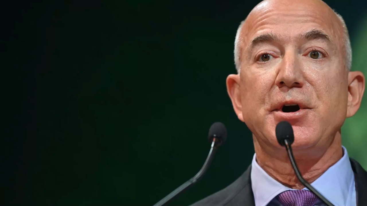 Wegen Bezos Superjacht: Denkmalgeschützte Brücke soll abgebaut werden