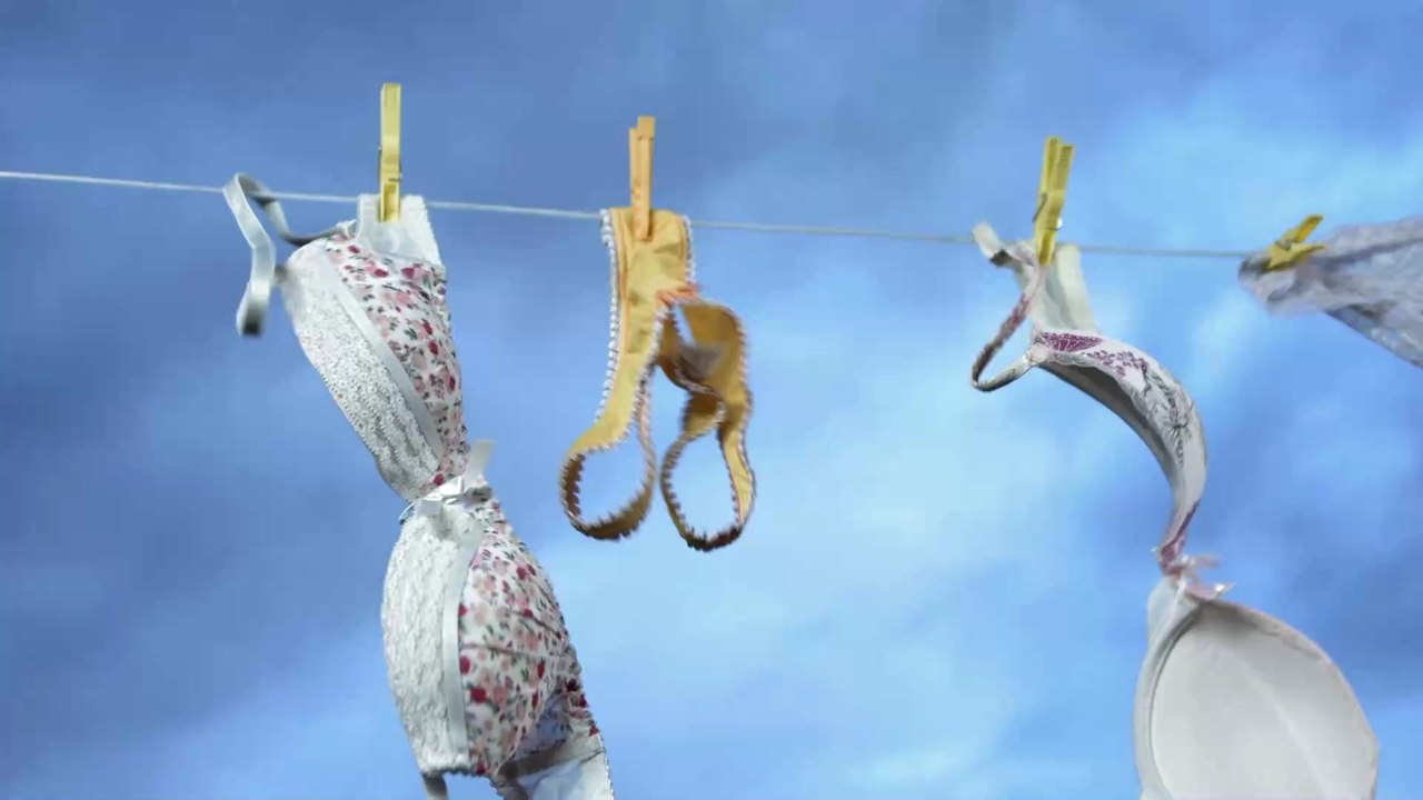 Bizarrer Trend: Habt ihr schon die 'Camel Toe'-Höschen gesehen? (FOTOS)