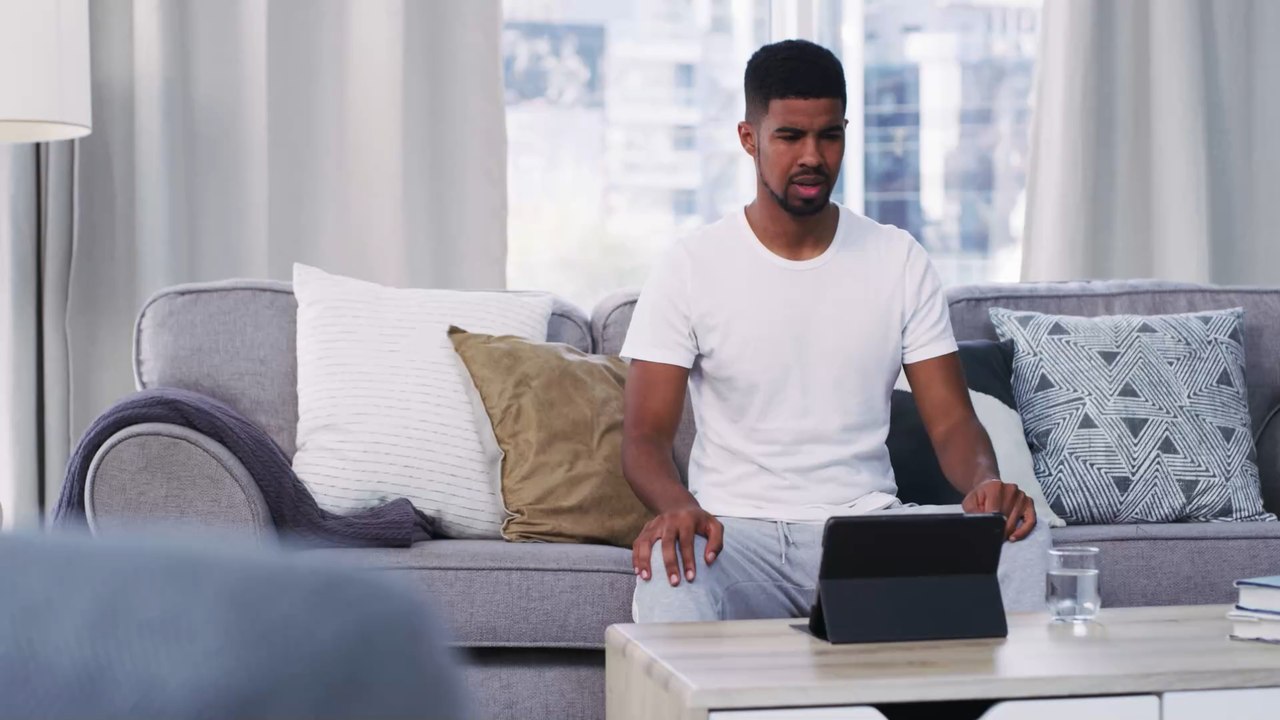 Lebensmittelvergiftung: Die drei häufigsten Symptome