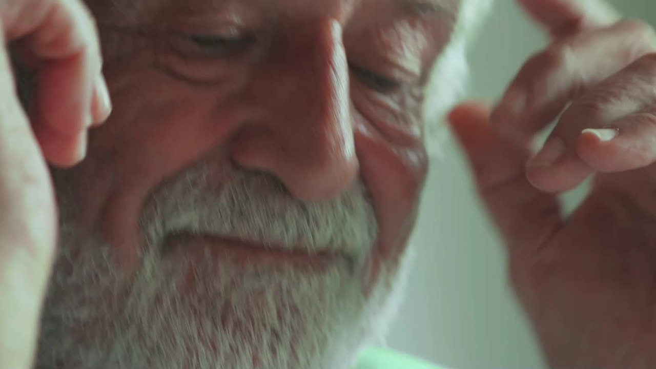 COVID-19: Menschen, die an dem Virus erkrankt sind, leiden vermehrt an psychischen Problemen