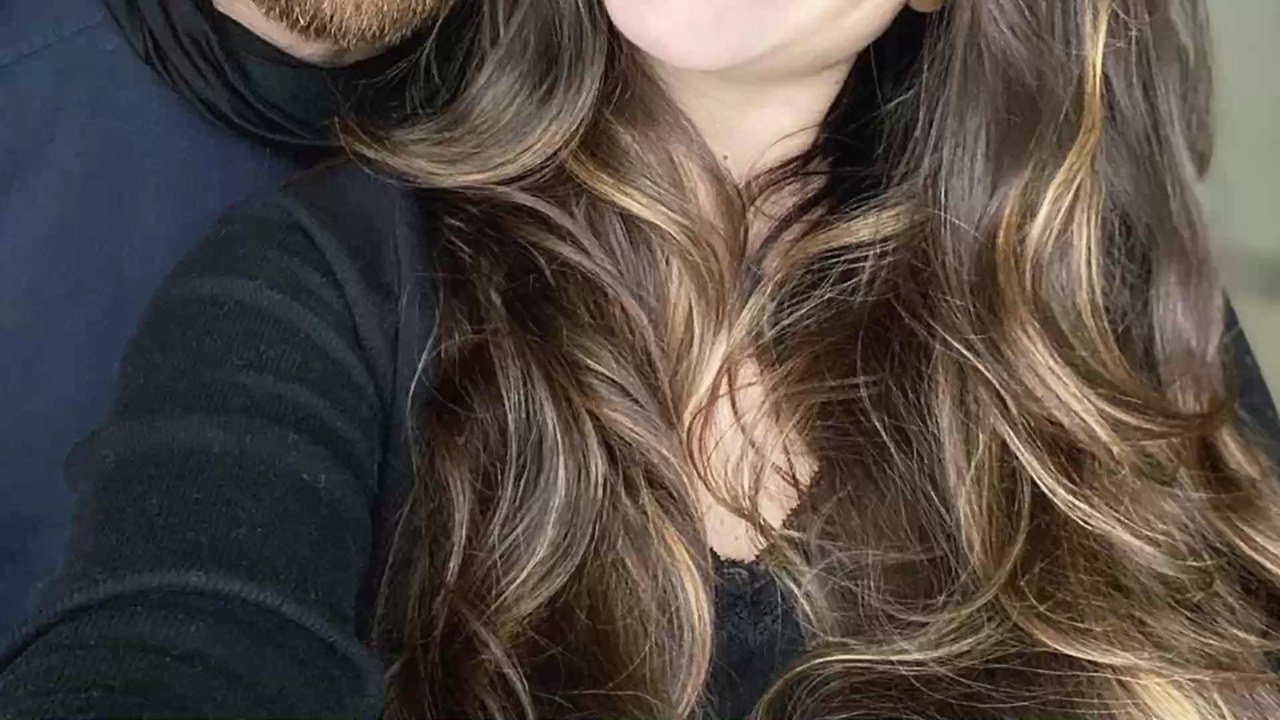 Unerfüllter Kinderwunsch: Paar adoptiert vier Kinder, dann sind sie plötzlich neun!