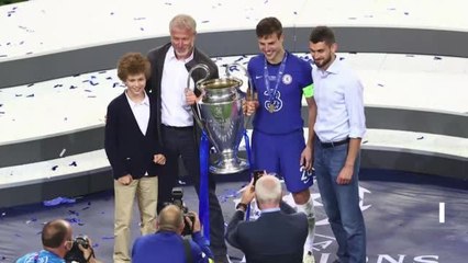 Chelsea fans 'sad to see Abramovich go'