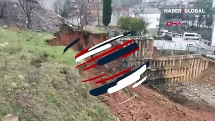 Kartal'da istinat duvarının çökmesi toprak kaymasına neden oldu