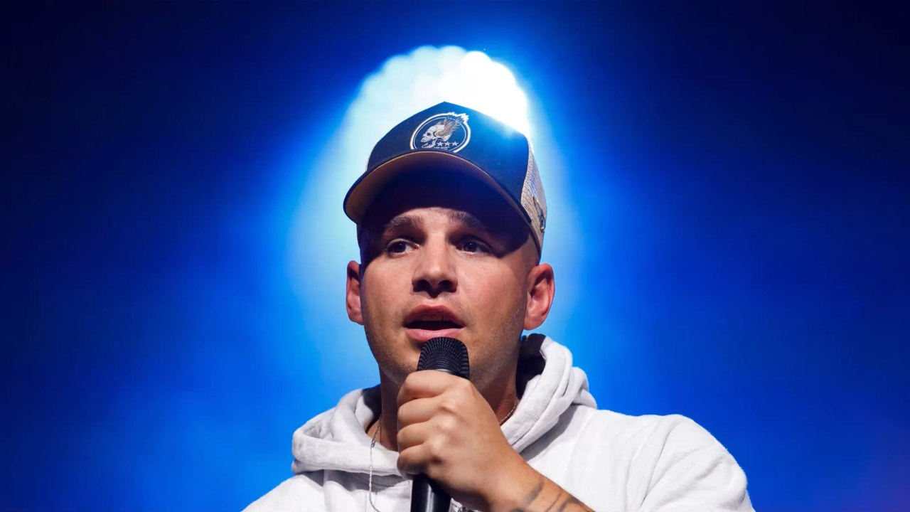 'Du bedeutest nichts': Pietro disst seine Ex mit 'Valentinstags Song'