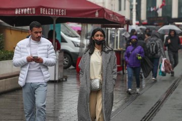 MASKE KARARININ ARDINDAN İSTİKLAL CADDESİ'NDE İLK GÜN