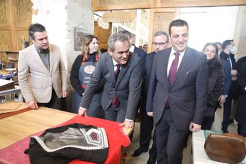 Son dakika haberi: Milli Eğitim Bakanı Özer, Edirne'de el sanatları atölyelerini ziyaret etti