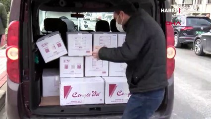 Ukrayna'ya destek için Başkonsolosluk binasında yardım toplanıyor