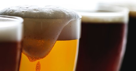 Vin et bière : mélanger différents alcools a-t-il un impact sur votre gueule de bois ?