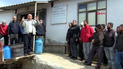 ÜRETİCİLER, DÜŞÜK FİYAT VEREN MANDIRACILARA KIZIP, SÜTLERİ DÖKTÜ