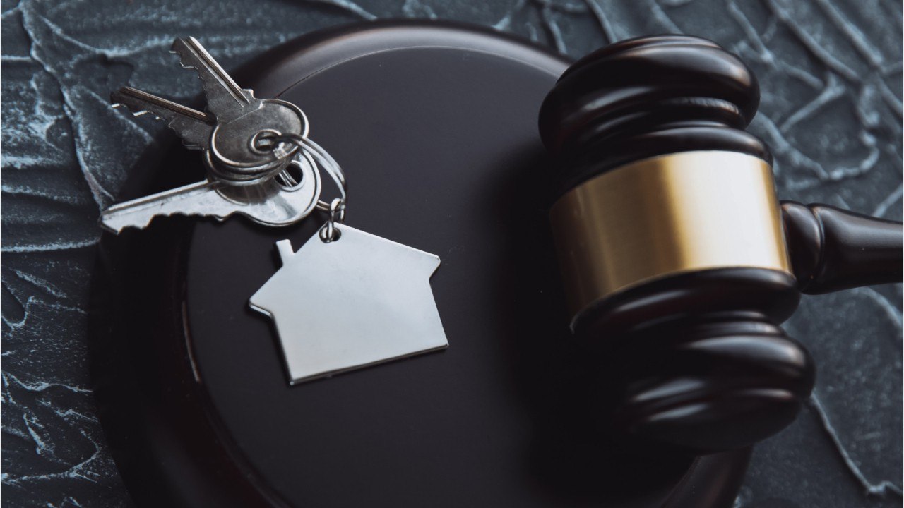 Sanctions russes : dans quels cas peut-on saisir un bien immobilier aujourd’hui ?