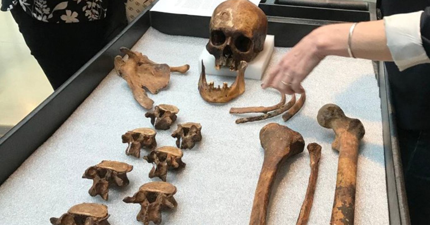 Découvert il y a 30 ans, ce squelette de "vampire" révèle ses secrets