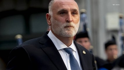 El chef José Andrés instala una cocina para alimentar a los refugiados en la frontera entr