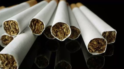 Coronavirus : les fumeurs sont-ils moins touchés par le Covid-19 grâce à la nicotine ?