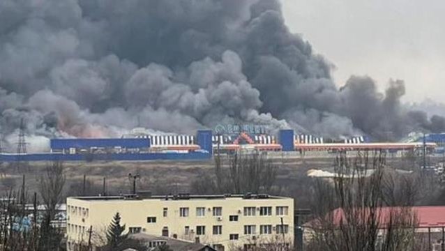 Stratejik öneme sahip Mariupol kuşatma altında! Rusya burayı ele geçirirse diğer birliklerle güçlerini birleştirebilecek