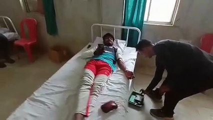 मुख्यमंत्री को रक्त से तौलने सिरोंज में सौ लोगों ने किया रक्तदान