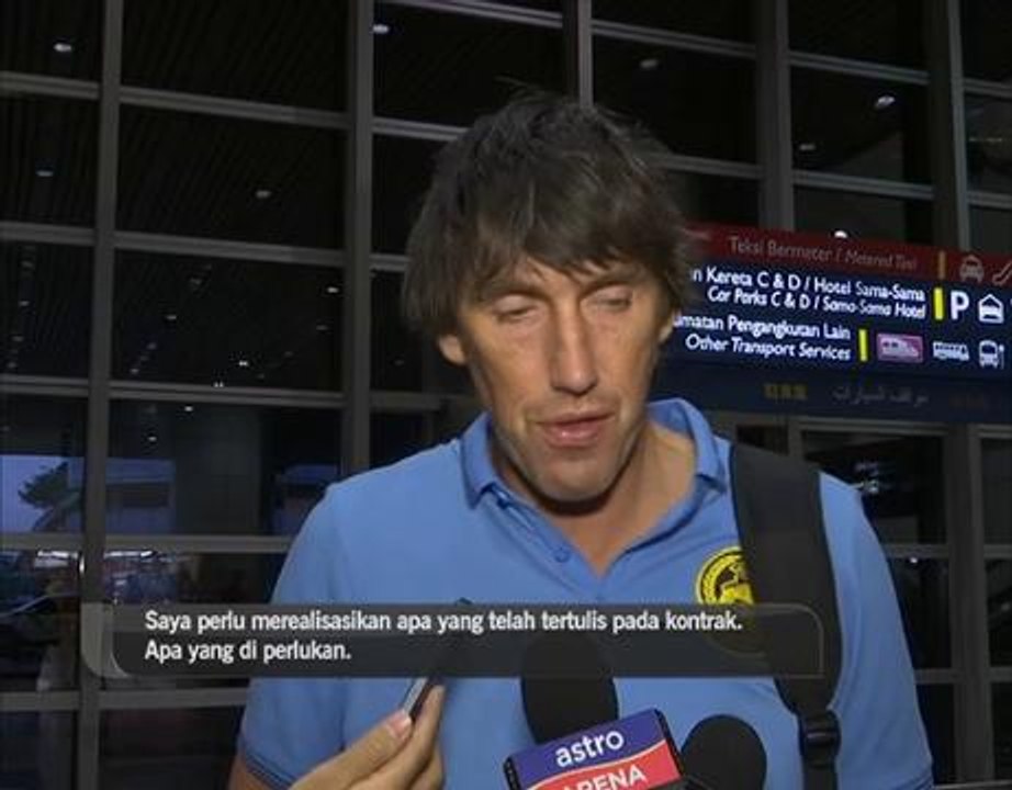 Frank Bernhardt - Tiada isu letak jawatan