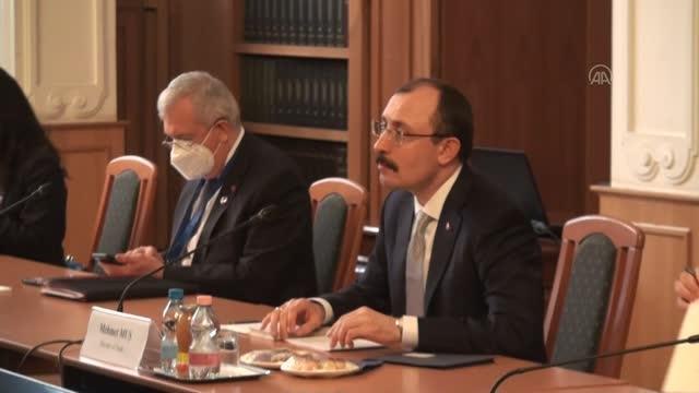 BUDAPEŞTE - Ticaret Bakanı Mehmet Muş Macaristan'da