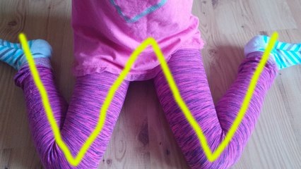 'Position W' : pourquoi cette position est très dangereuse pour les enfants