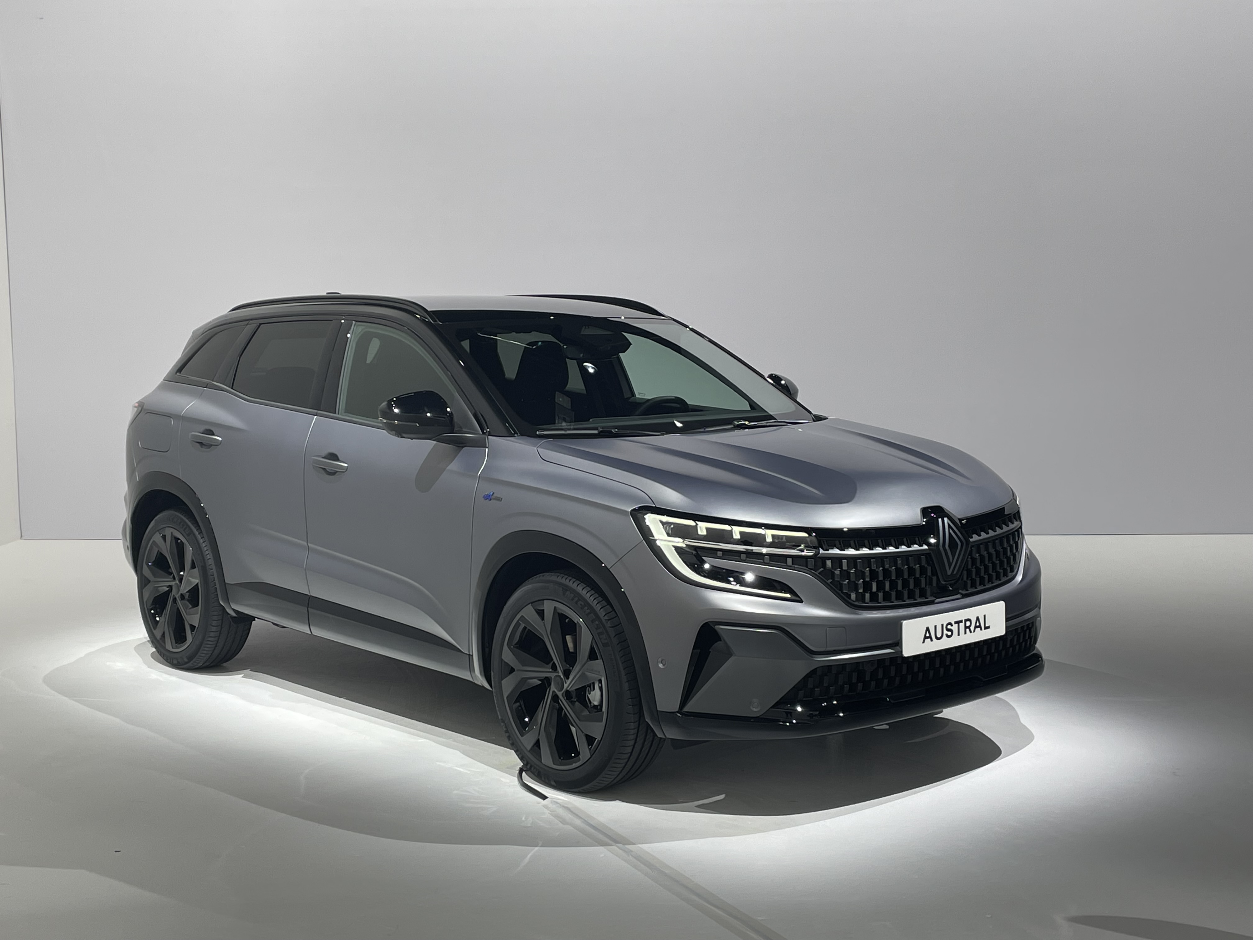 Présentation vidéo - Renault Austral (2022) : le nouveau pilier de la gamme