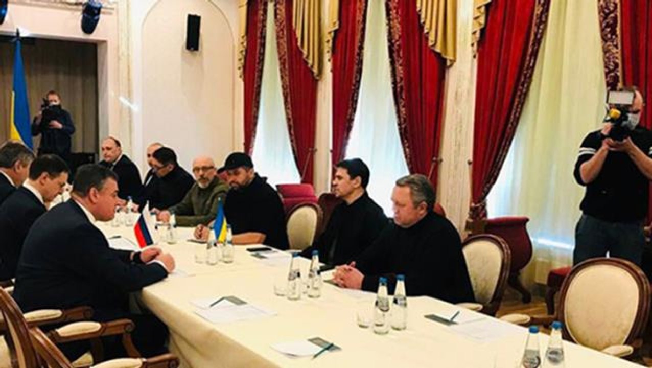 Son Dakika: Rusya-Ukrayna barış görüşmelerinde 2. tur sona erdi! 3. tur öncesi kısmi ateşkes kararı alındı