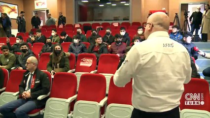 Simülasyonda depremi yaşadılar