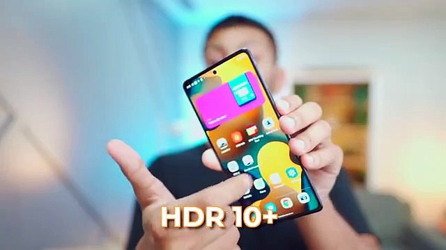 Motorola Edge 30 Pro Unboxing & Quick Look!