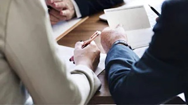 Un escroc se fait passer pour une banque, la victime perd une somme d'argent colossale !