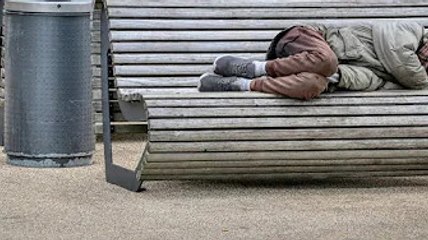 Oscars 2022 : deux réalisateurs veulent convier des sans-abri à la cérémonie