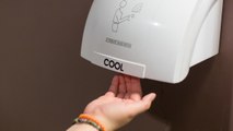Sèches mains électriques : voici à quoi ça ressemble à l'intérieur