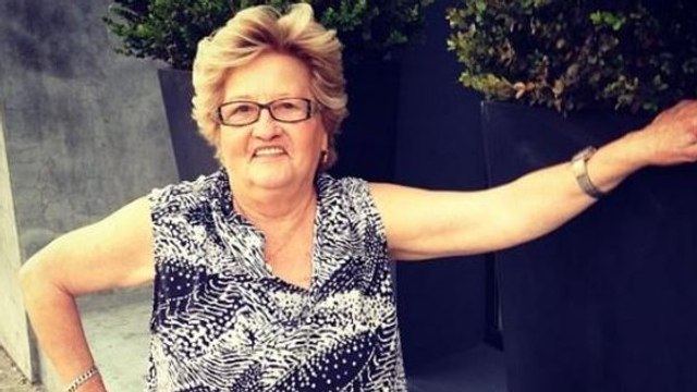 Mamie Rock : Face à des problèmes de santé, la grand-mère de Laeti­cia Hally­day doit se faire opérer