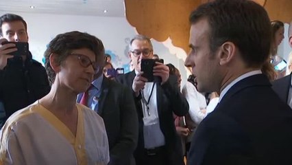 Emmanuel Macron : Interpellé par une infirmière, il perd son sang froid