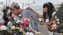 Johnny Hallyday : Le cadeau symbo­lique de Laeti­cia Hally­day et ses filles sur sa tombe