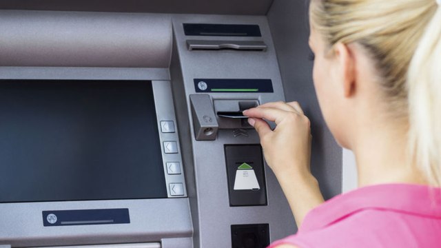 Découvert bancaire : près d'un Français sur quatre est dans le rouge chaque mois