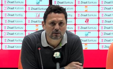 Erol Bulut: "Bir futbolcu karaktersizliğini bu kadar ön plana çıkarabilir"