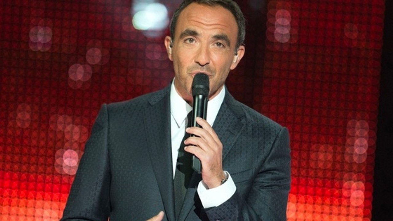 NRJ Music Awards : Nikos Aliagas viré de l'émission par Camille Combal ?