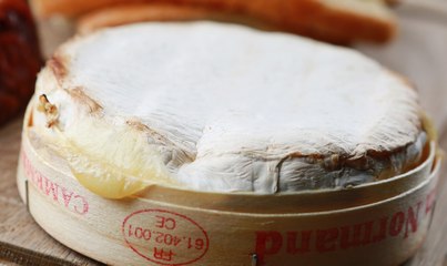 La recette de la tarte tatin aux pommes et au camembert
