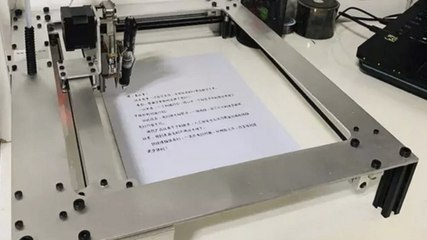 Ces robots et applications qui font les devoirs à la place des élèves