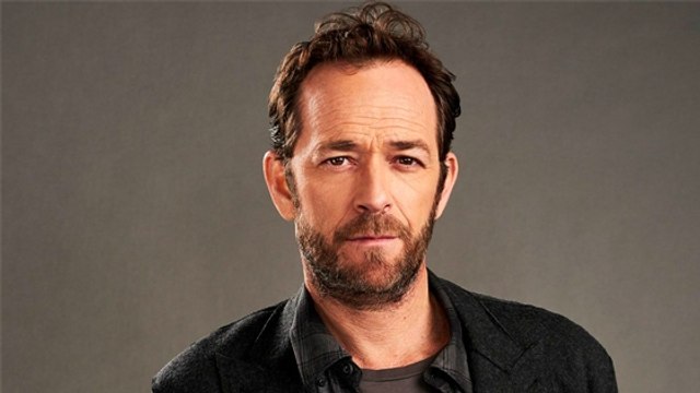 Luke Perry : les acteurs de Riverdale, Beverly Hills et le tout Hollywood lui rendent hommage