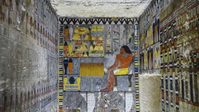 Ces peintures vieilles de 4000 ans, retrouvées intactes, suscitent l'émerveillement de tous !