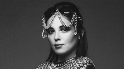 Agathe Auproux : son clin d'oeil très sensuel à Game of Thrones