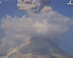 Download Video: Mexican volcano spews gas, ash into sky