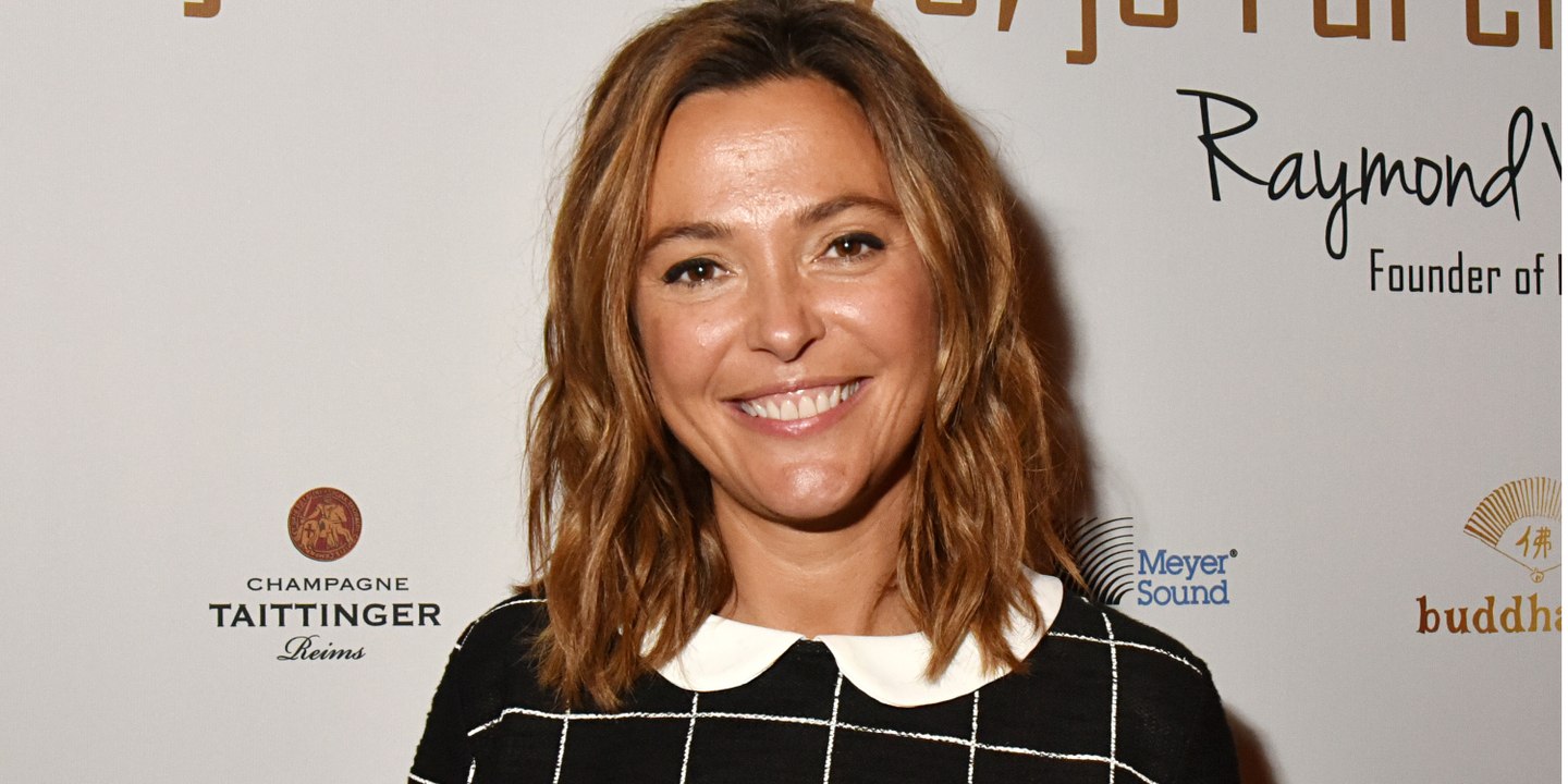 Sandrine Quétier s'affiche très sexy en body et en collants résilles