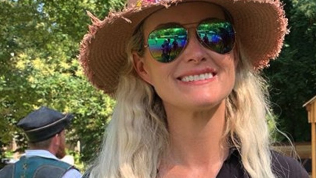 Laeticia Hallyday rend hommage à Johnny à travers cette photo symbolique (photos)