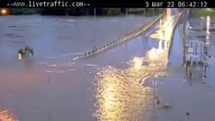 Timelapse inundation of the Hawkesbury River Bridge, Windsor, NSW | March 3, 2022 | ACM