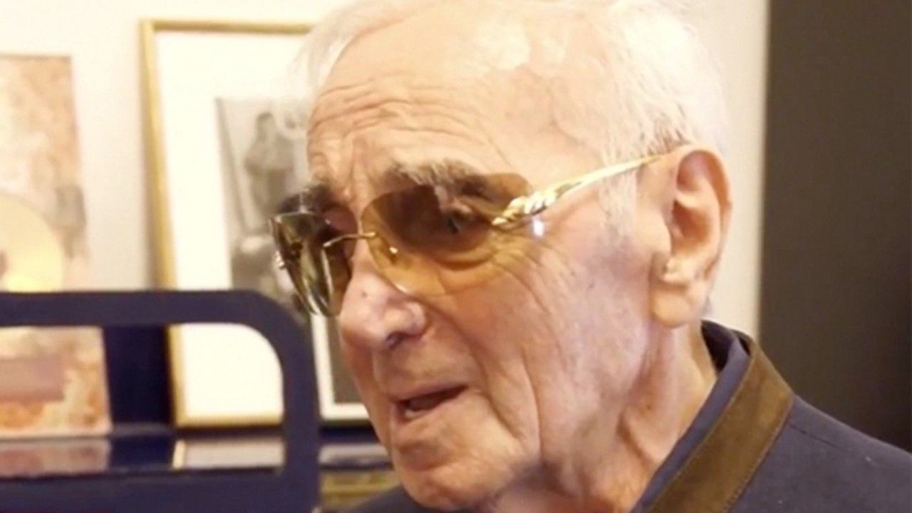 Charles Aznavour : les images inédites du chanteur deux jours avant de mourir