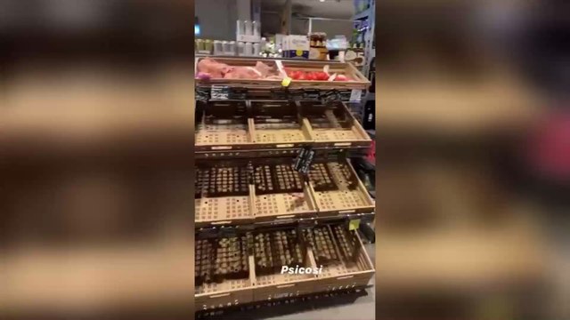 Coronavirus en Italie : panique à bord, les supermarchés sont dévalisés