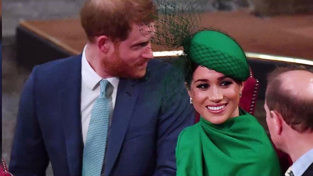 Meghan Markle ose le look décalé de couleur vert fluo et ne passe inaperçue ! (Vidéo)